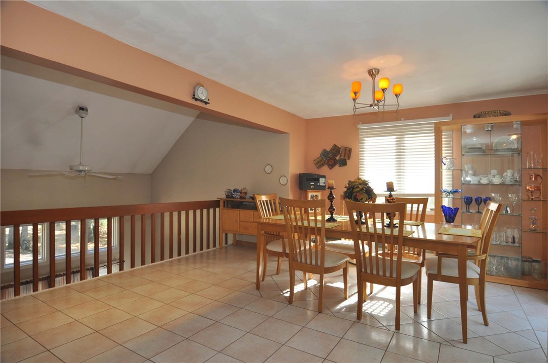 79 West Log Bridge Road Coventry, RI 02816 - Photo 6 of 31