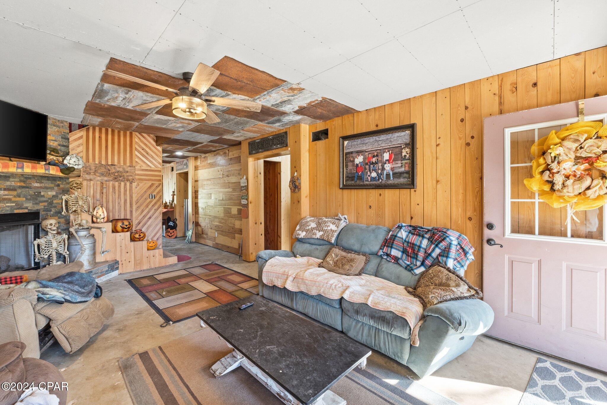 1583 Clemmons Road Bonifay, FL 32425 - Photo 11 of 59