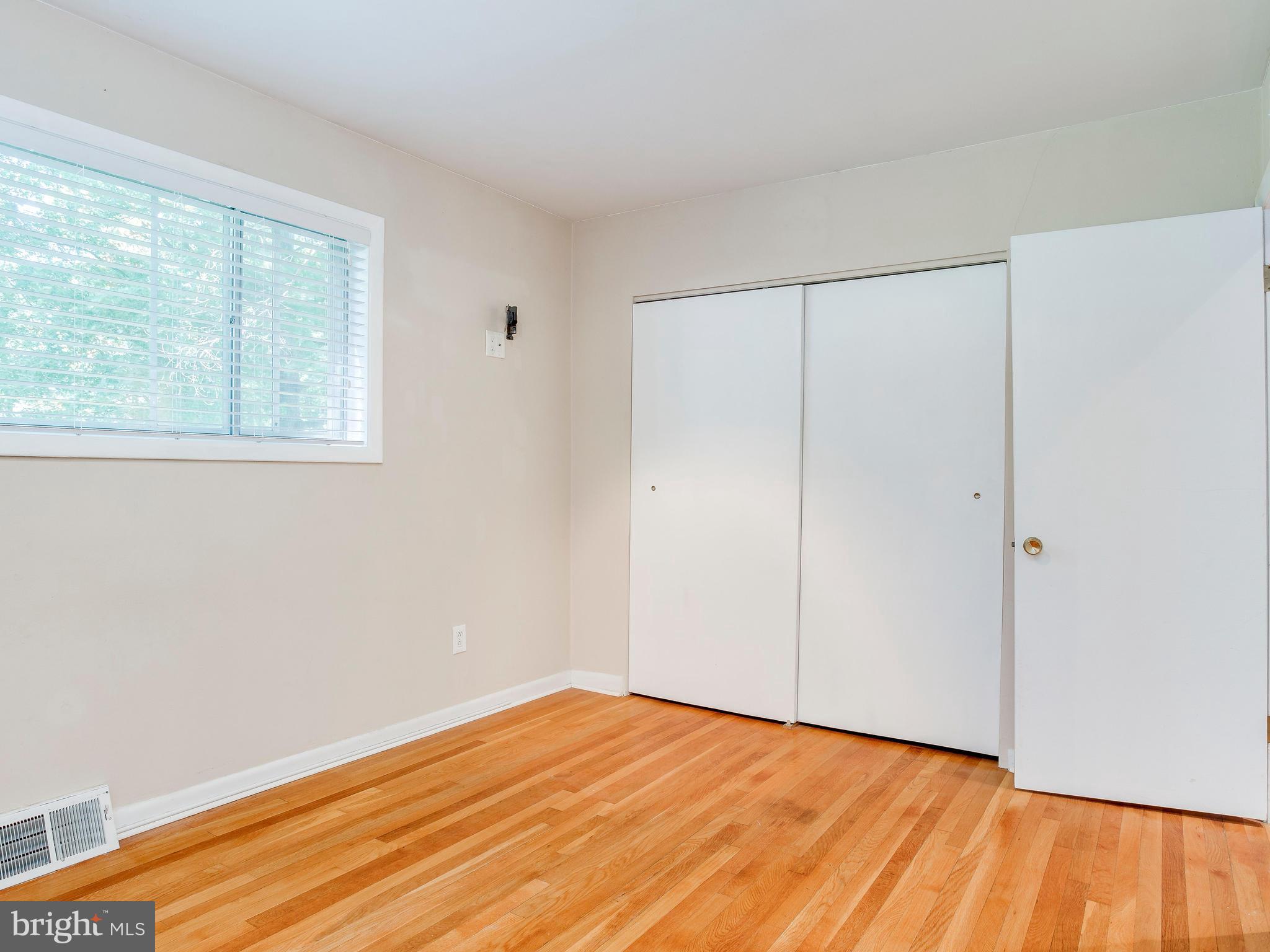 519 Epsom Road, Unit 1D Towson, MD 21286 - Photo 29 of 30 Bedroom