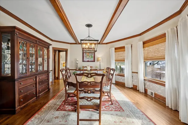 $750,000 | 644 Wesley Avenue, Oak Park, IL 60304