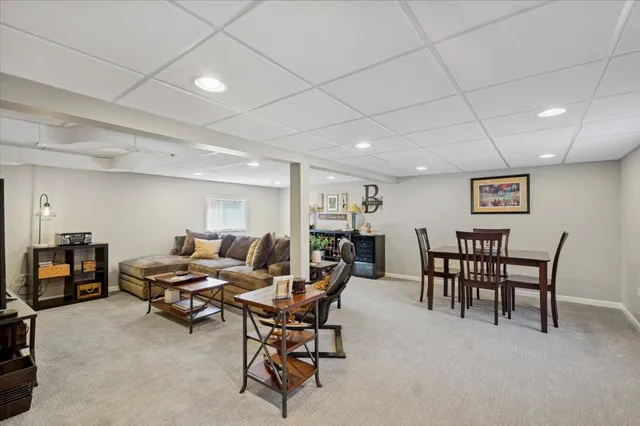 $750,000 | 644 Wesley Avenue, Oak Park, IL 60304