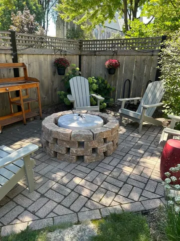 $750,000 | 644 Wesley Avenue, Oak Park, IL 60304