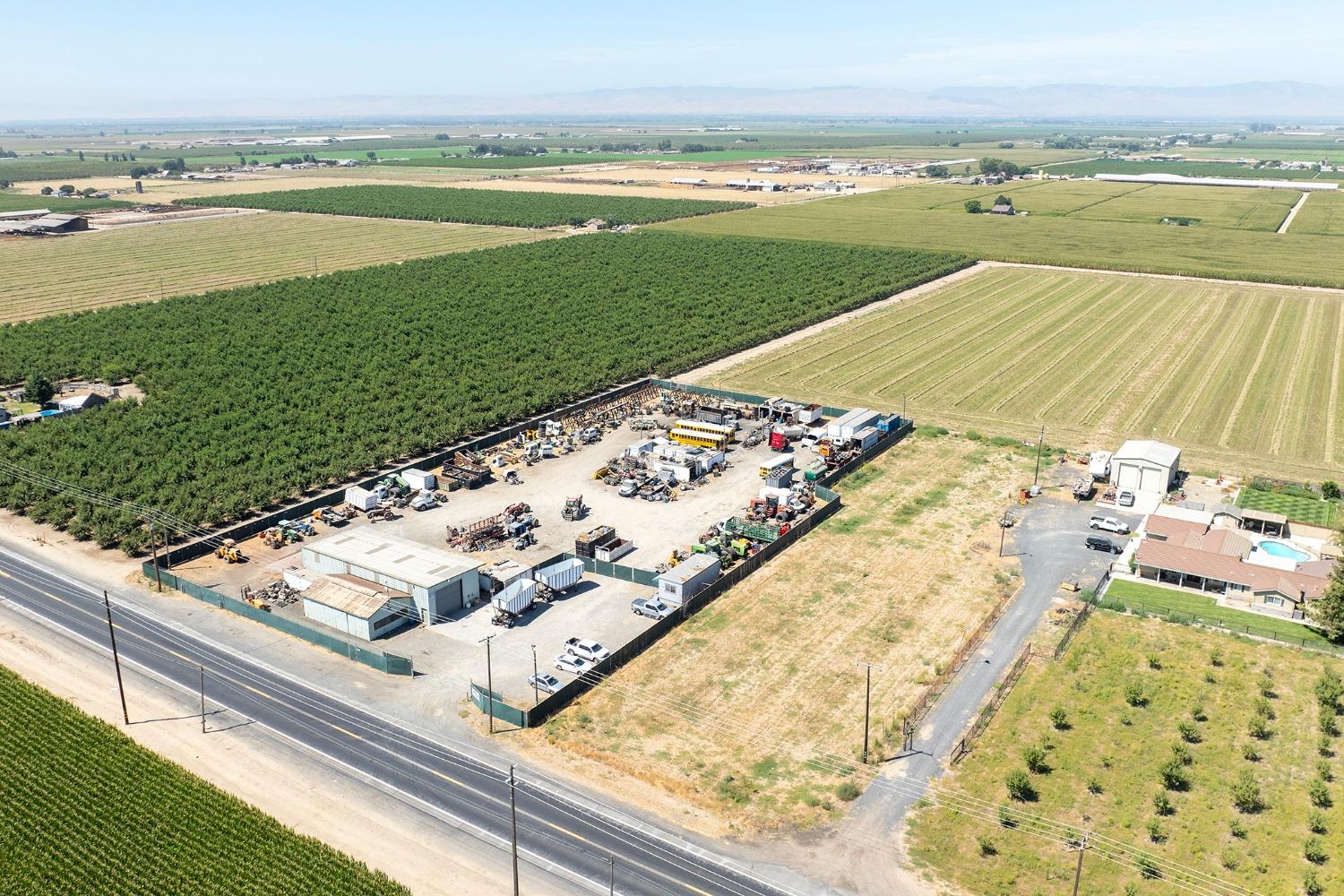 7831 Crows Landing Road Ceres, CA 95307 - Photo 17 of 23 a view of an ocean and beach