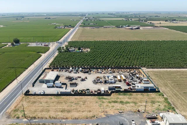 $925,000 | 7831 Crows Landing Road, Ceres, CA 95307