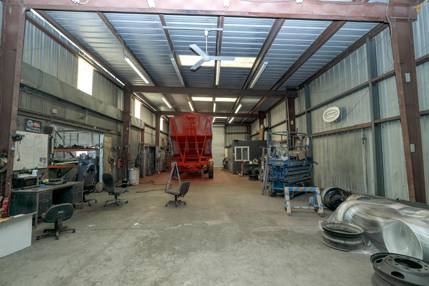 7831 Crows Landing Road Ceres, CA 95307 - Photo 6 of 23 a view of gym