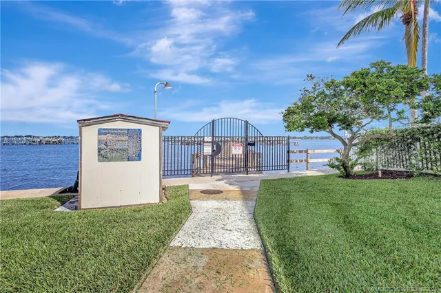 $2,500 | 150 Southeast Four Winds Drive, Unit B303, Stuart, FL 34996