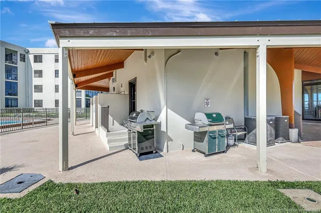 $2,500 | 150 Southeast Four Winds Drive, Unit B303, Stuart, FL 34996