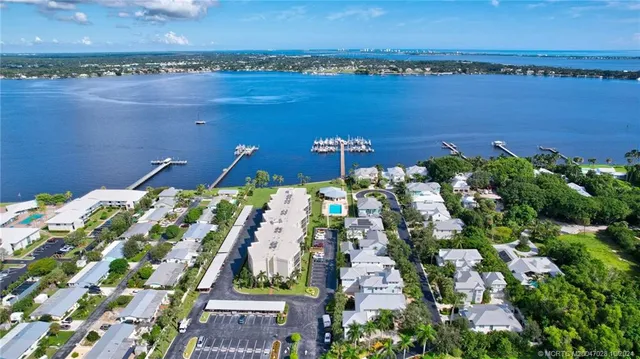 $2,500 | 150 Southeast Four Winds Drive, Unit B303, Stuart, FL 34996