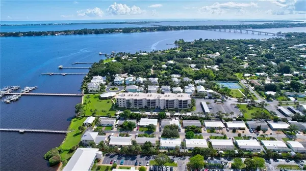 $2,500 | 150 Southeast Four Winds Drive, Unit B303, Stuart, FL 34996