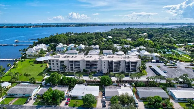 $2,500 | 150 Southeast Four Winds Drive, Unit B303, Stuart, FL 34996