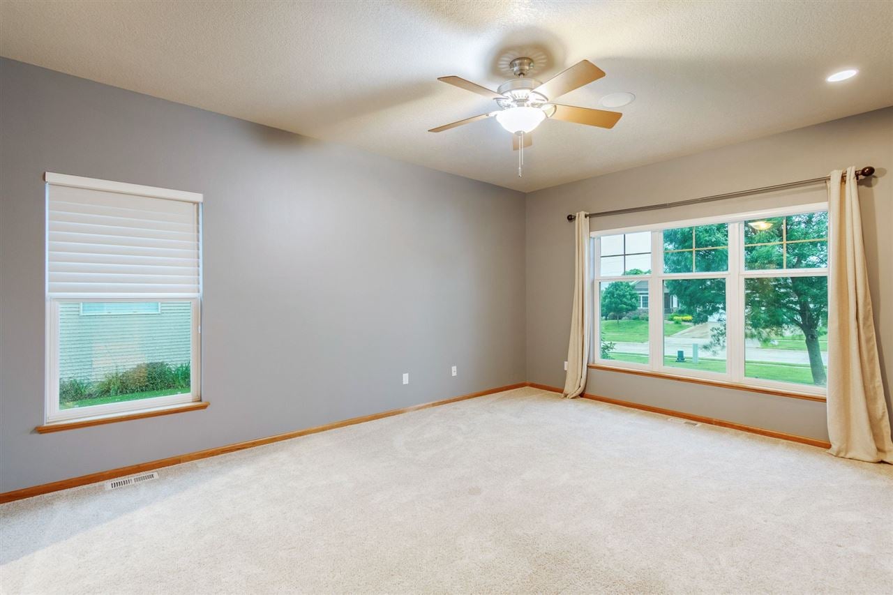 2850 Twinleaf Road Cedar Rapids, IA 52411 - Photo 20 of 37 Gallery Image 20