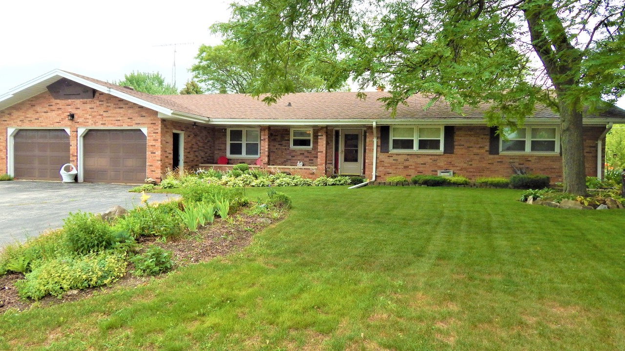 1523 North Green Bay Road Mount Pleasant, WI 53406 - Photo 1 of 1 Main