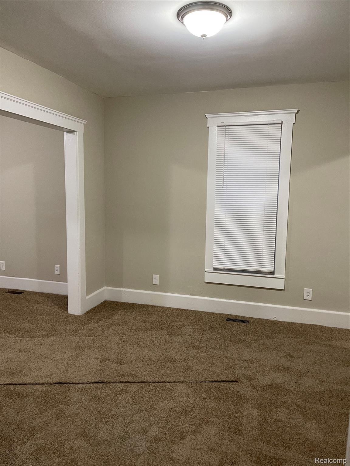 55 Cora Street River Rouge, MI 48218 - Photo 9 of 17 tempImagenPXElE.jpg