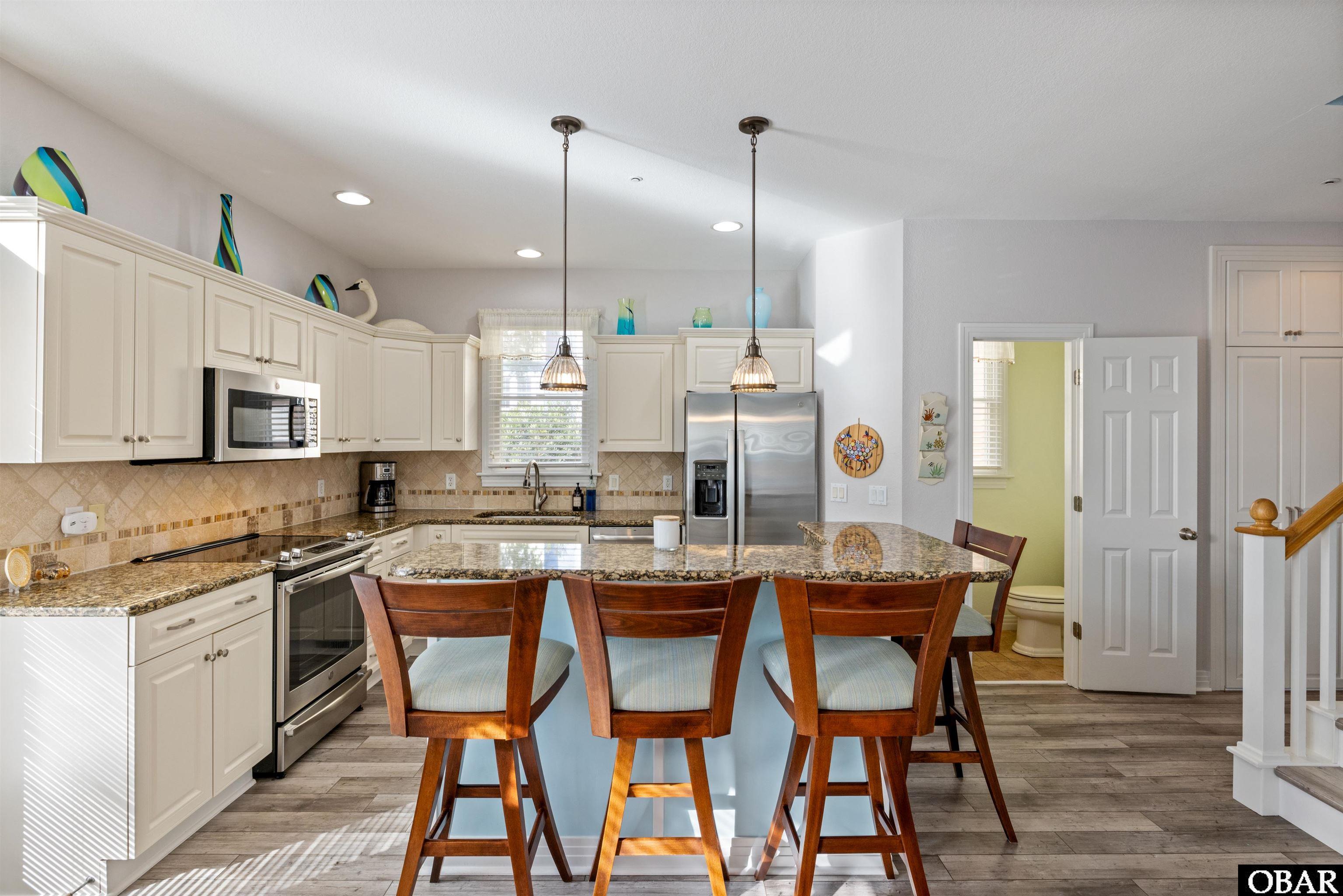 1332 Devonshire Road, Unit 24 Kill Devil Hills, NC 27948 - Photo 10 of 50 Breakfast Bar