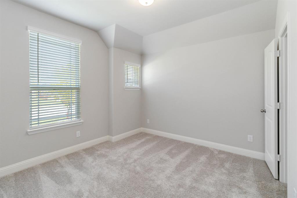1224 Moon Rnch Road Royse City, TX 75189 - Photo 15 of 19 15_McKinney Representative Photo