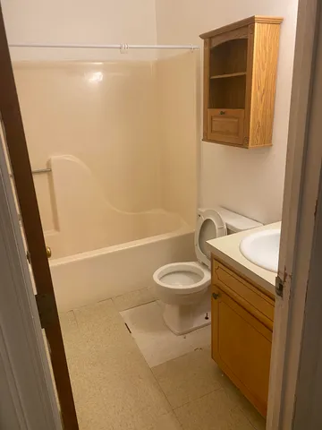 $795 | 216 Hilltop Drive, Unit 5, Collinsville, VA 24078