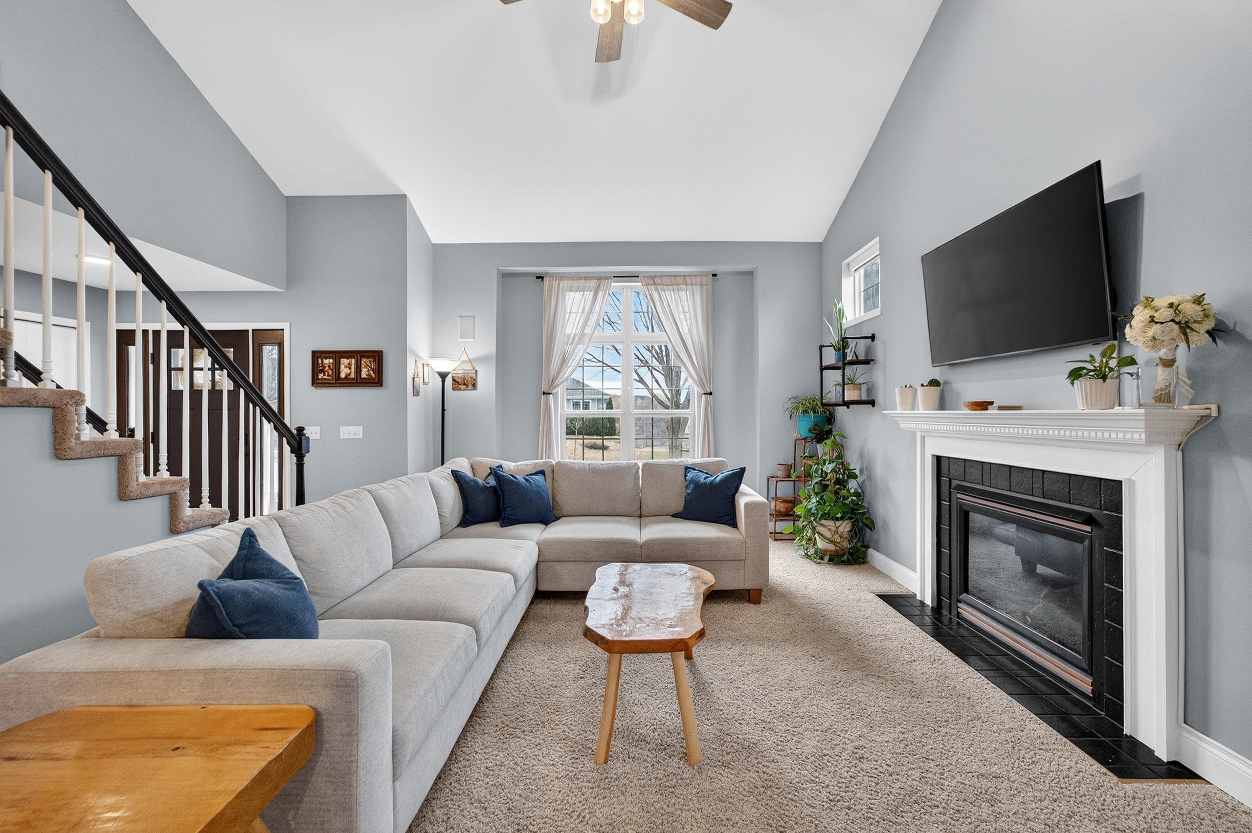 730 Highcliff Trail Madison, WI 53718 - Photo 6 of 47