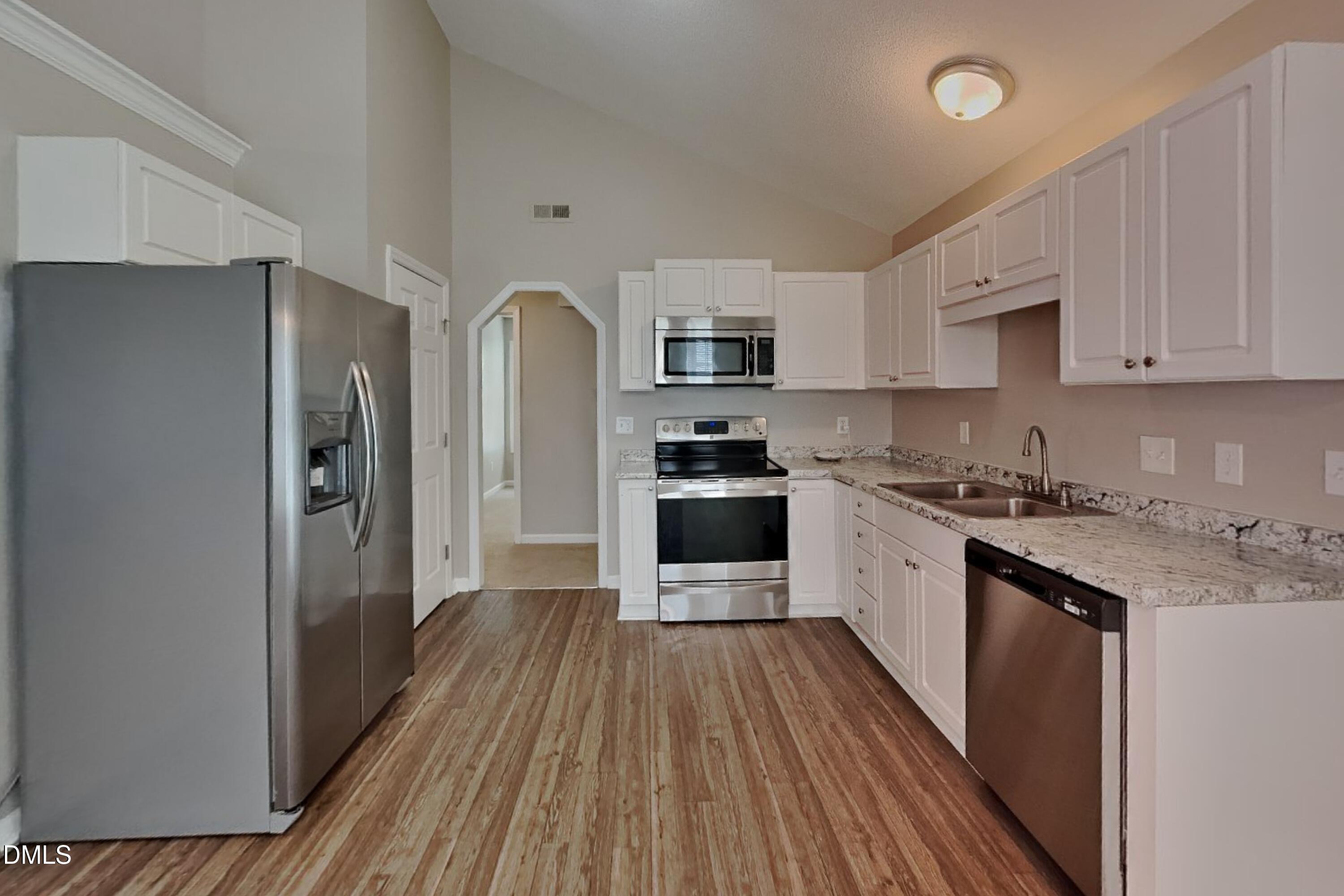 2012 Laurel Leaf Road Zebulon, NC 27597 - Photo 5 of 15