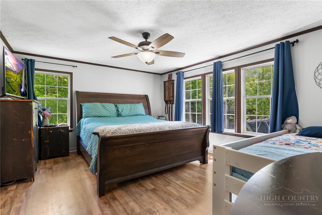 152 Pioneer Ridge Sparta, NC 28675 - Photo 20 of 48