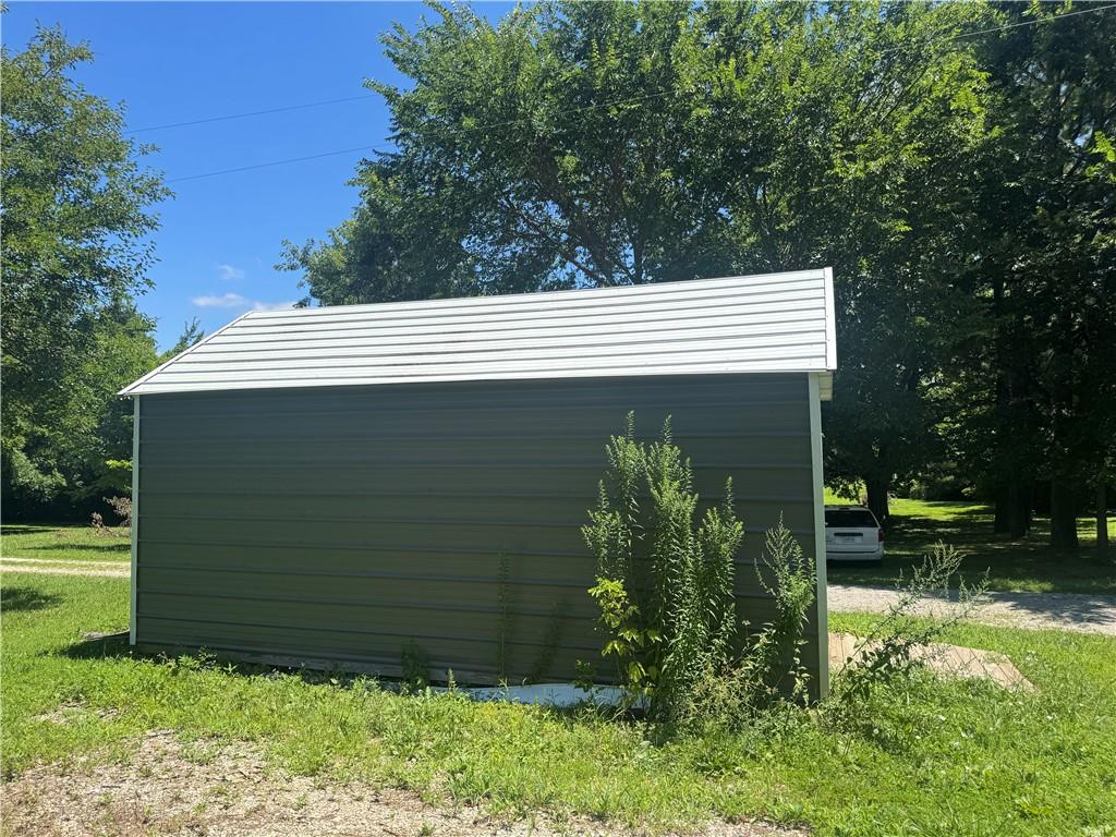8314 South Corn Road Oak Grove, MO 64075 - Photo 5 of 6
