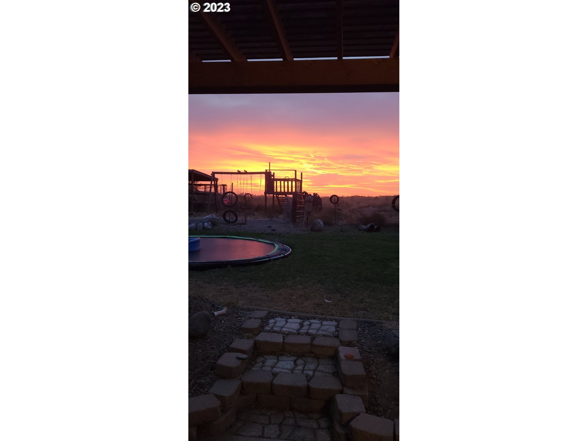 78390 Agnew Road Hermiston, OR 97838 - Photo 26 of 27 a view of balcony