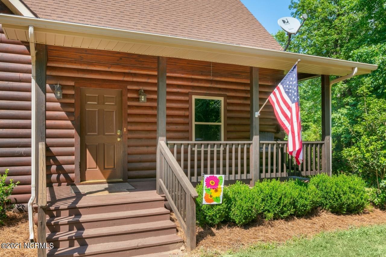 262 Price Road Selma, NC 27576 - Photo 3 of 40 Front Porch