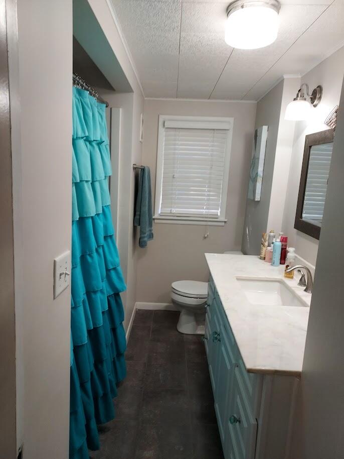 524 Grandview Avenue Spring Lake, MI 49456 - Photo 30 of 34 20220930_100814