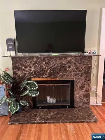 $2,450 | 404 Carmita Avenue, Rutherford, NJ 07070