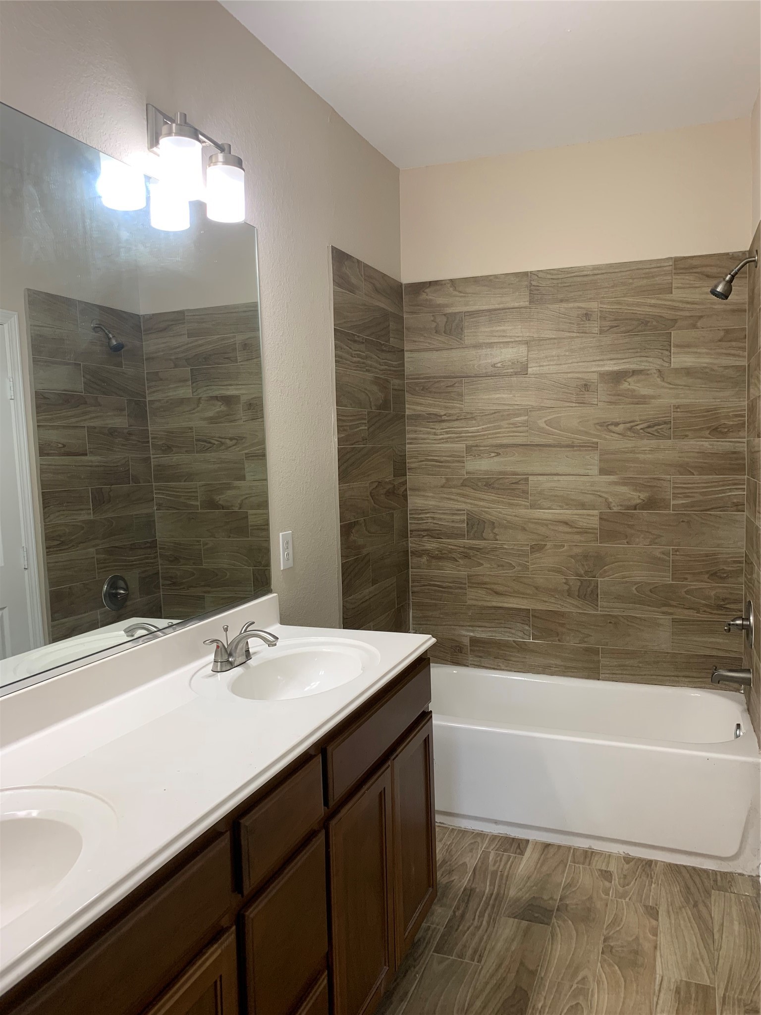 5329 Rue Street Houston, TX 77033 - Photo 11 of 14