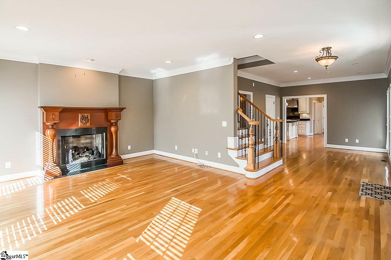 512 New Tarleton Way Greer, SC 29650 - Photo 6 of 34 Gallery Image 6