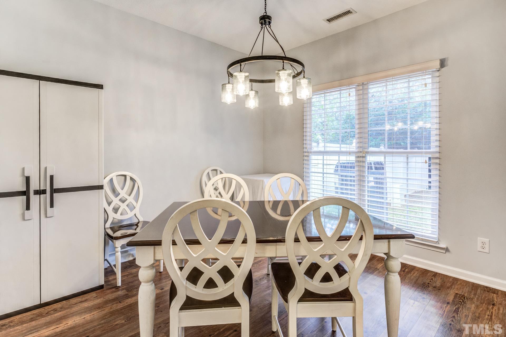 1124 Garnet Ridge Way Raleigh, NC 27607 - Photo 9 of 30
