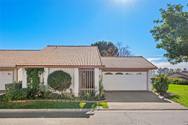$749,900 | 23986 Calle Alonso, Mission Viejo, CA 92692