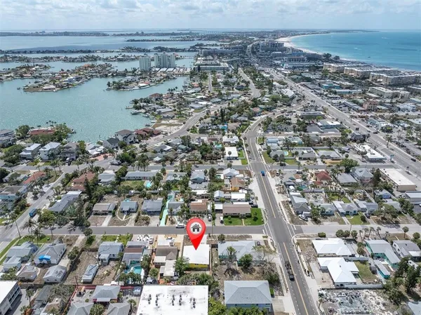 $2,500 | 333 72nd Avenue, St. Pete Beach, FL 33706