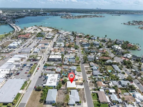 $2,500 | 333 72nd Avenue, St. Pete Beach, FL 33706