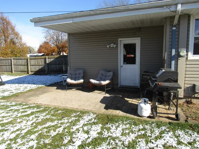 $249,900 | 1220 South Grant Avenue, Janesville, WI 53546