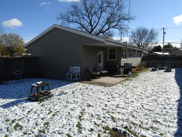 $249,900 | 1220 South Grant Avenue, Janesville, WI 53546