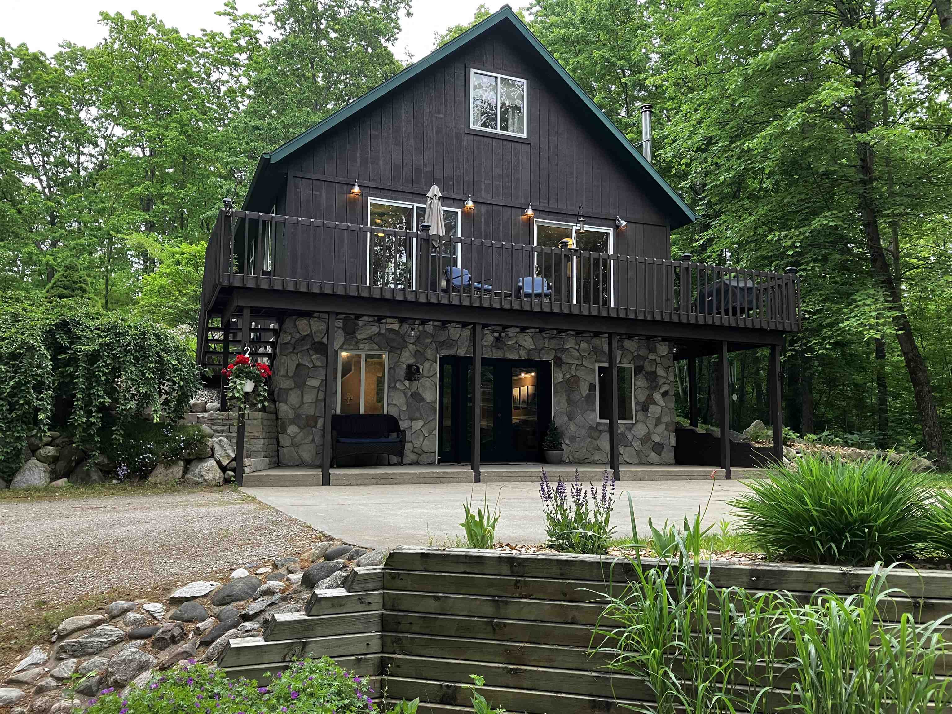 4080 Jay Woods Road Harrison, MI 48625 - Photo 2 of 30 Gallery Image 2