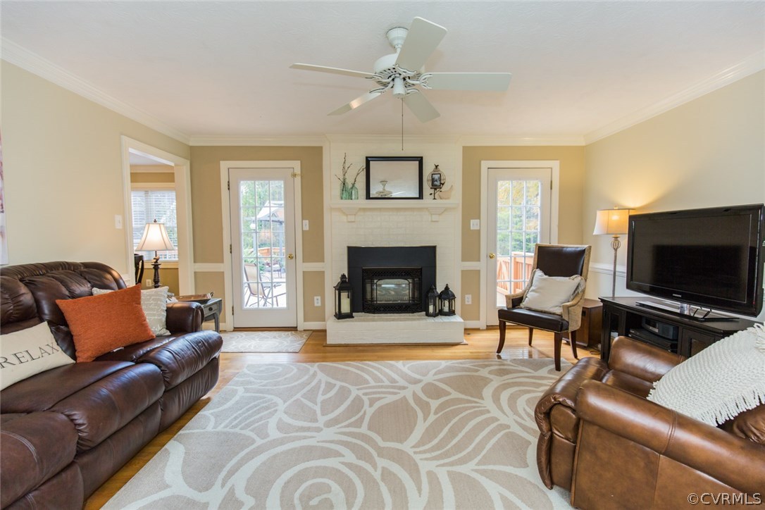 7157 Hughes Road Sandston, VA 23150 - Photo 21 of 47 Light and Bright Family Room with great brick Fire