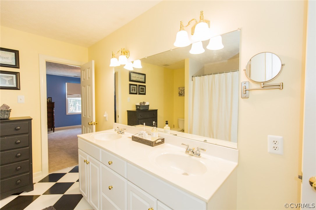 7157 Hughes Road Sandston, VA 23150 - Photo 40 of 47 Second Level. Jack and Jill Bathroom. This is a g