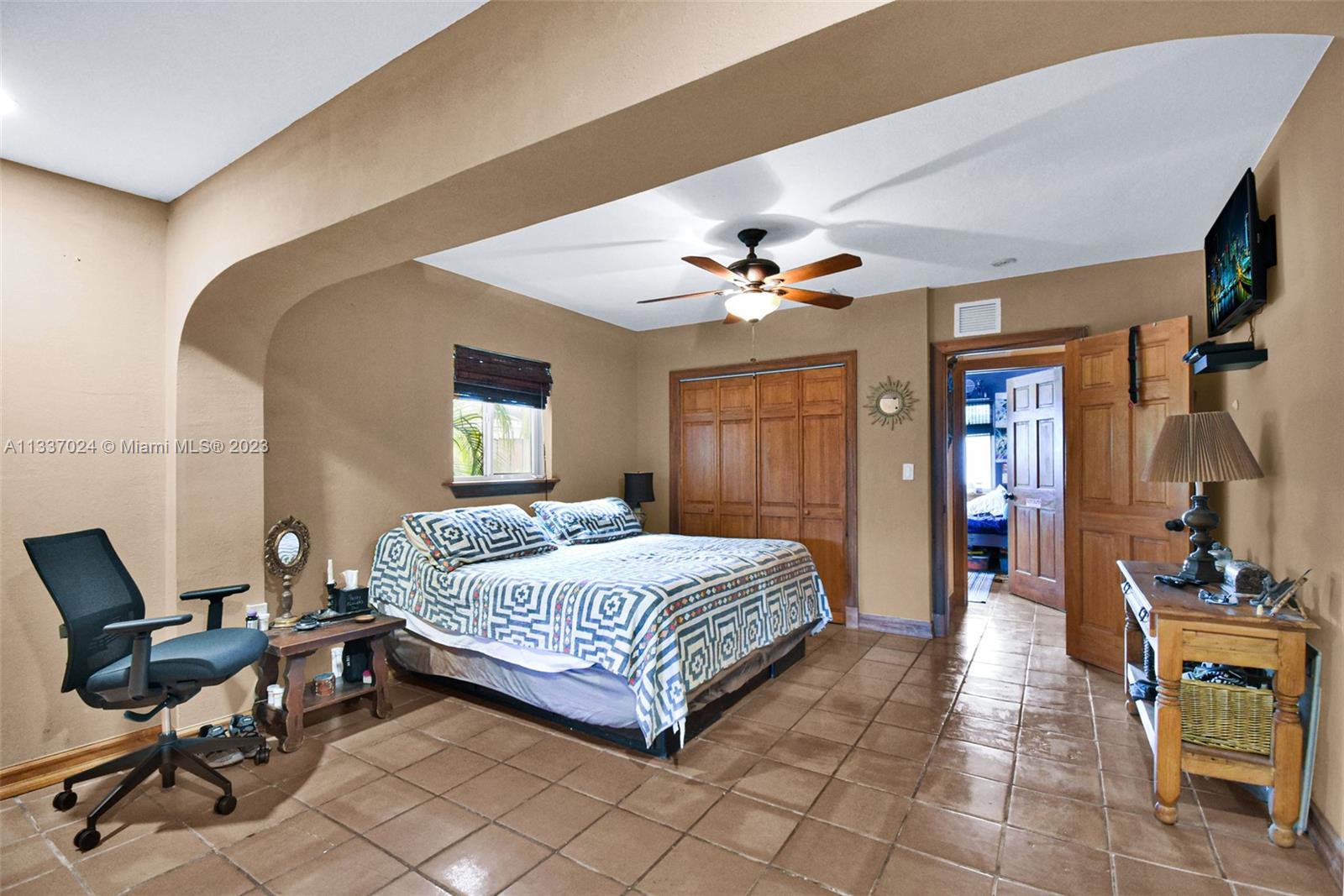 917 North 31st Road Hollywood, FL 33021 - Photo 19 of 31 Gallery Image 19