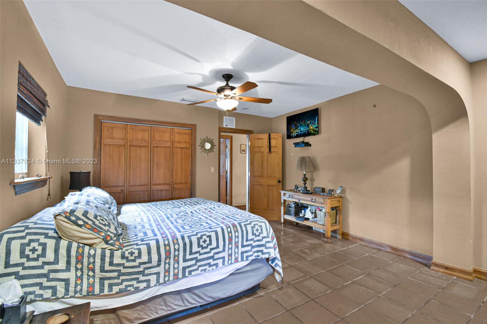 917 North 31st Road Hollywood, FL 33021 - Photo 20 of 31 Gallery Image 20