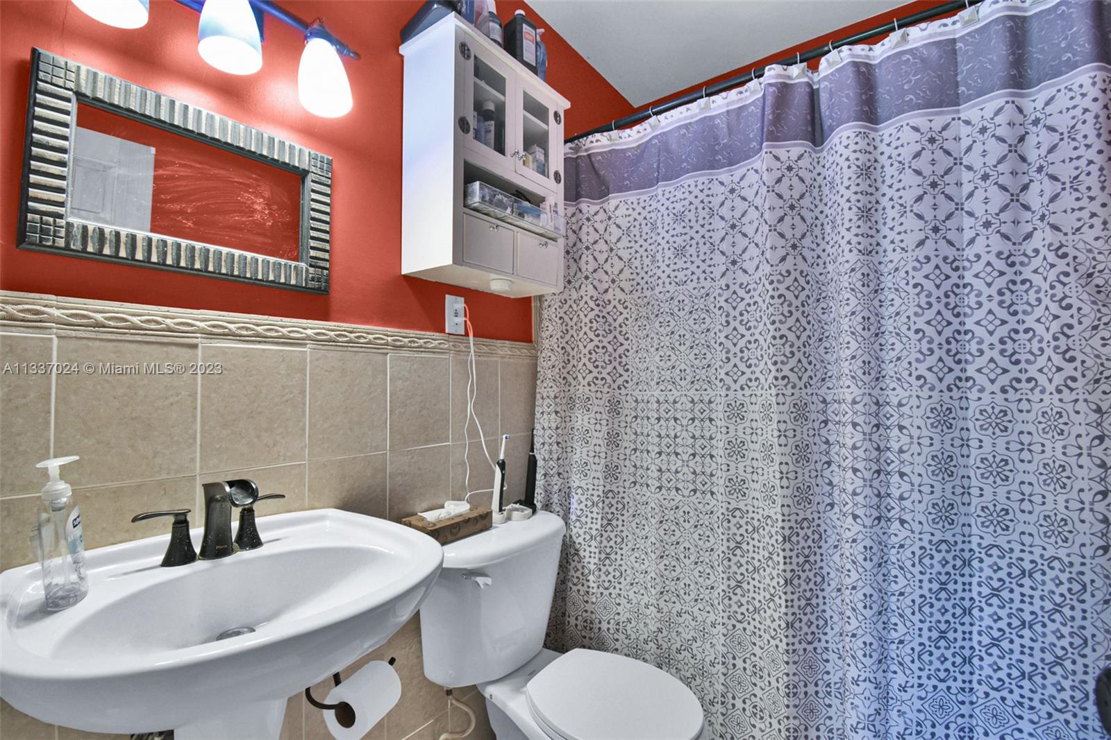 917 North 31st Road Hollywood, FL 33021 - Photo 23 of 31 Gallery Image 23