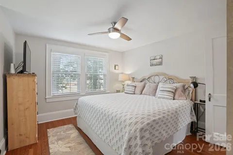 $474,900 | 1520 5th Street Northeast, Hickory, NC 28601