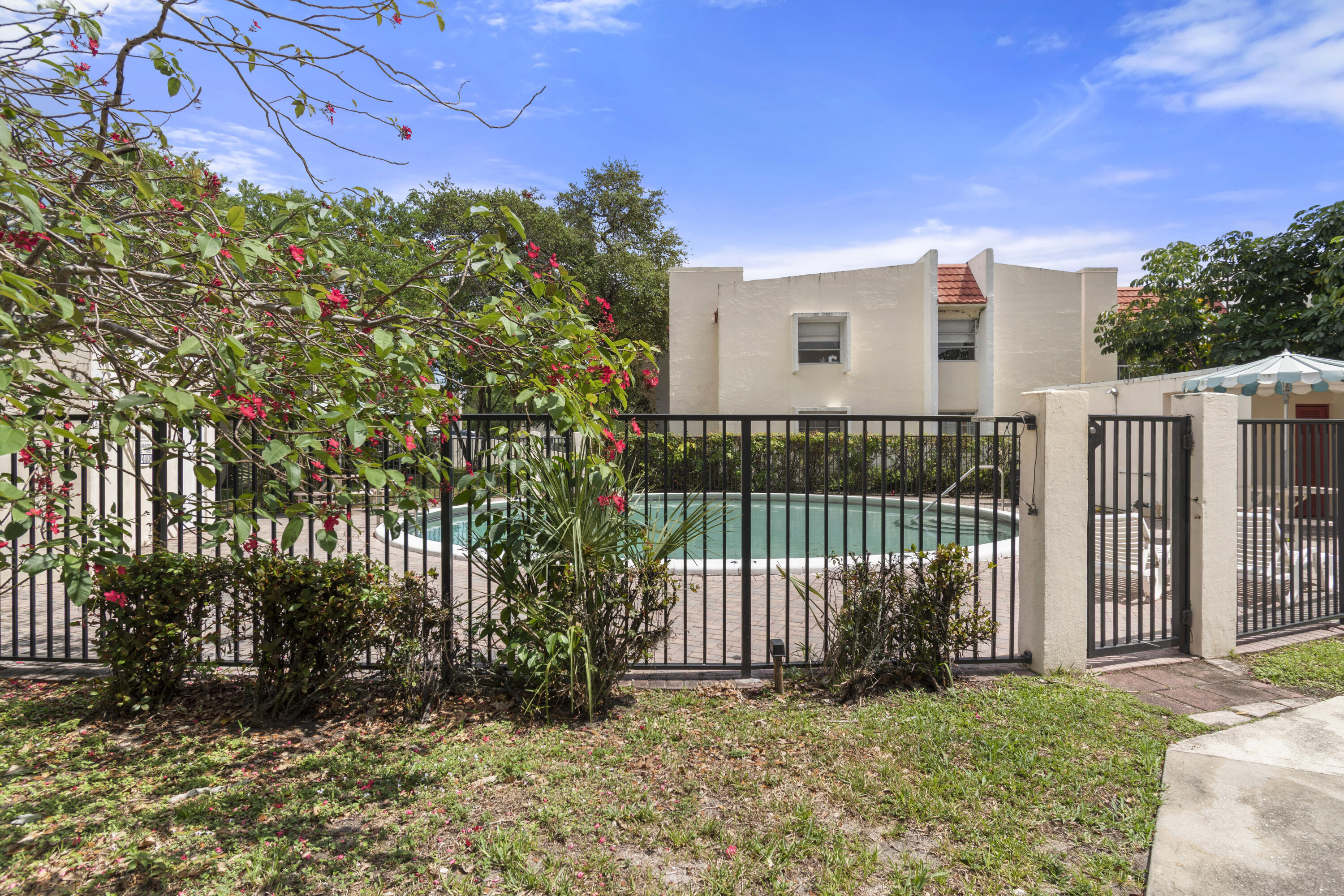 616 Northwest 13th Street, Unit 250 Boca Raton, FL 33486 - Photo 11 of 12 Pool