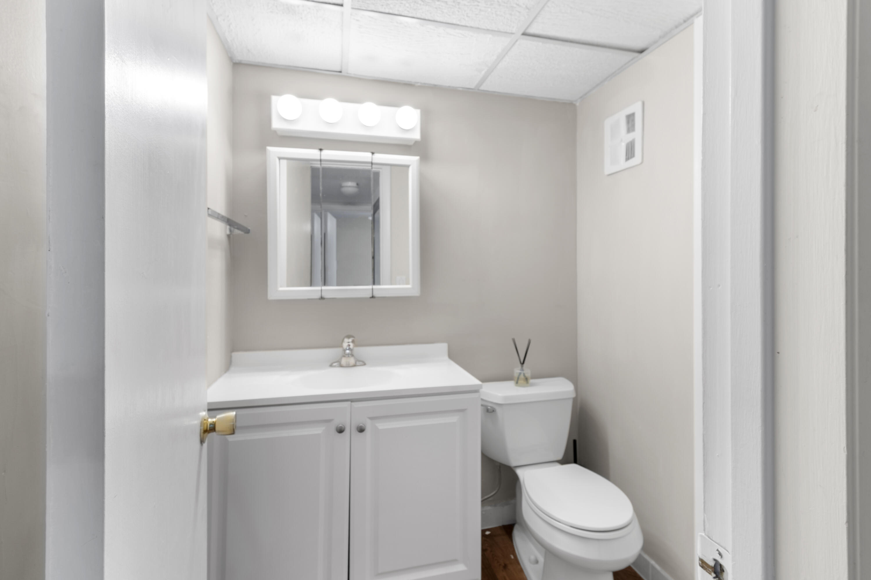 616 Northwest 13th Street, Unit 250 Boca Raton, FL 33486 - Photo 6 of 12 Bathroom