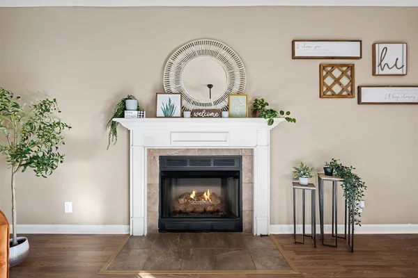 $1,800 | 1304 Freedom Drive, Clarksville, TN 37042