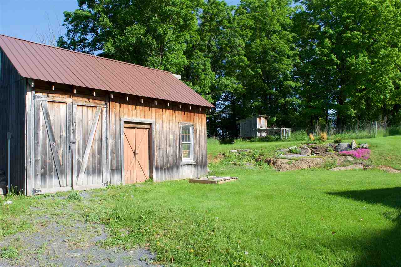 1471 Oakland Station Road Georgia, VT 05478 - Photo 3 of 40 Gallery Image 3