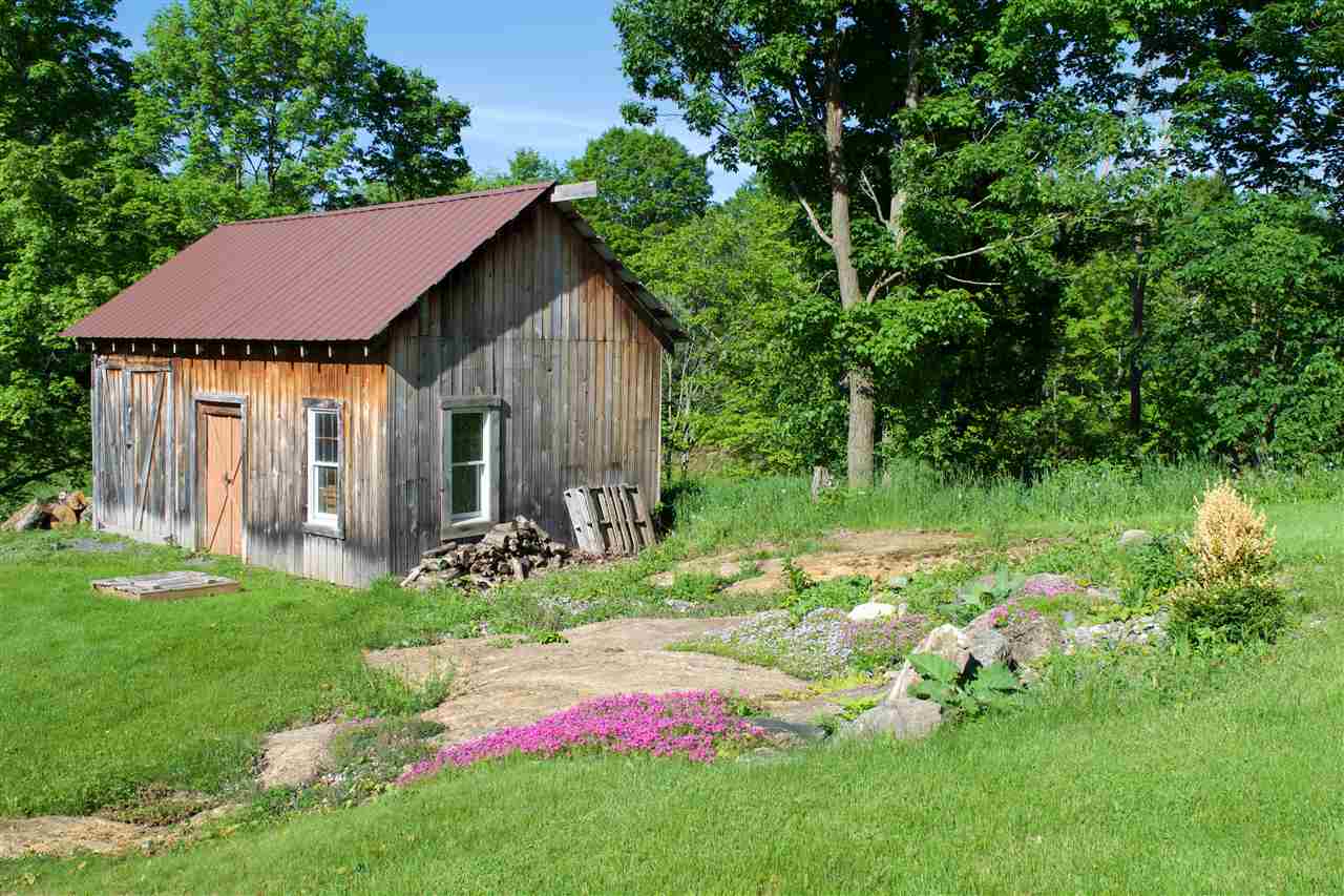 1471 Oakland Station Road Georgia, VT 05478 - Photo 36 of 40 Gallery Image 36