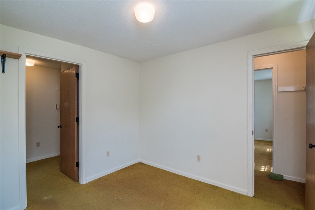 24 South Sunset Avenue Amherst, MA 01002 - Photo 28 of 42