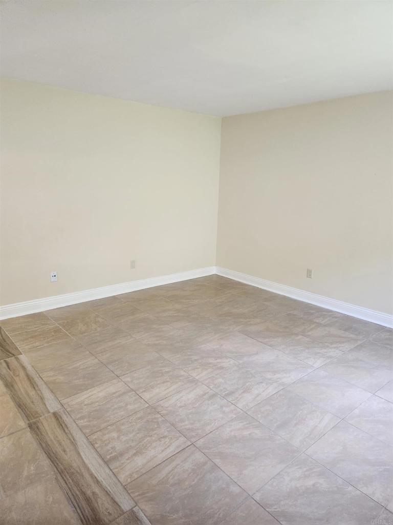 12805 Mapleview Street, Unit 14 Lakeside, CA 92040 - Photo 4 of 15